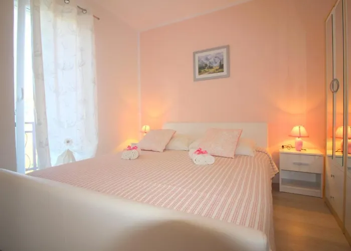 House Anamaria Semesterbostad